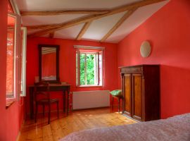 red-room